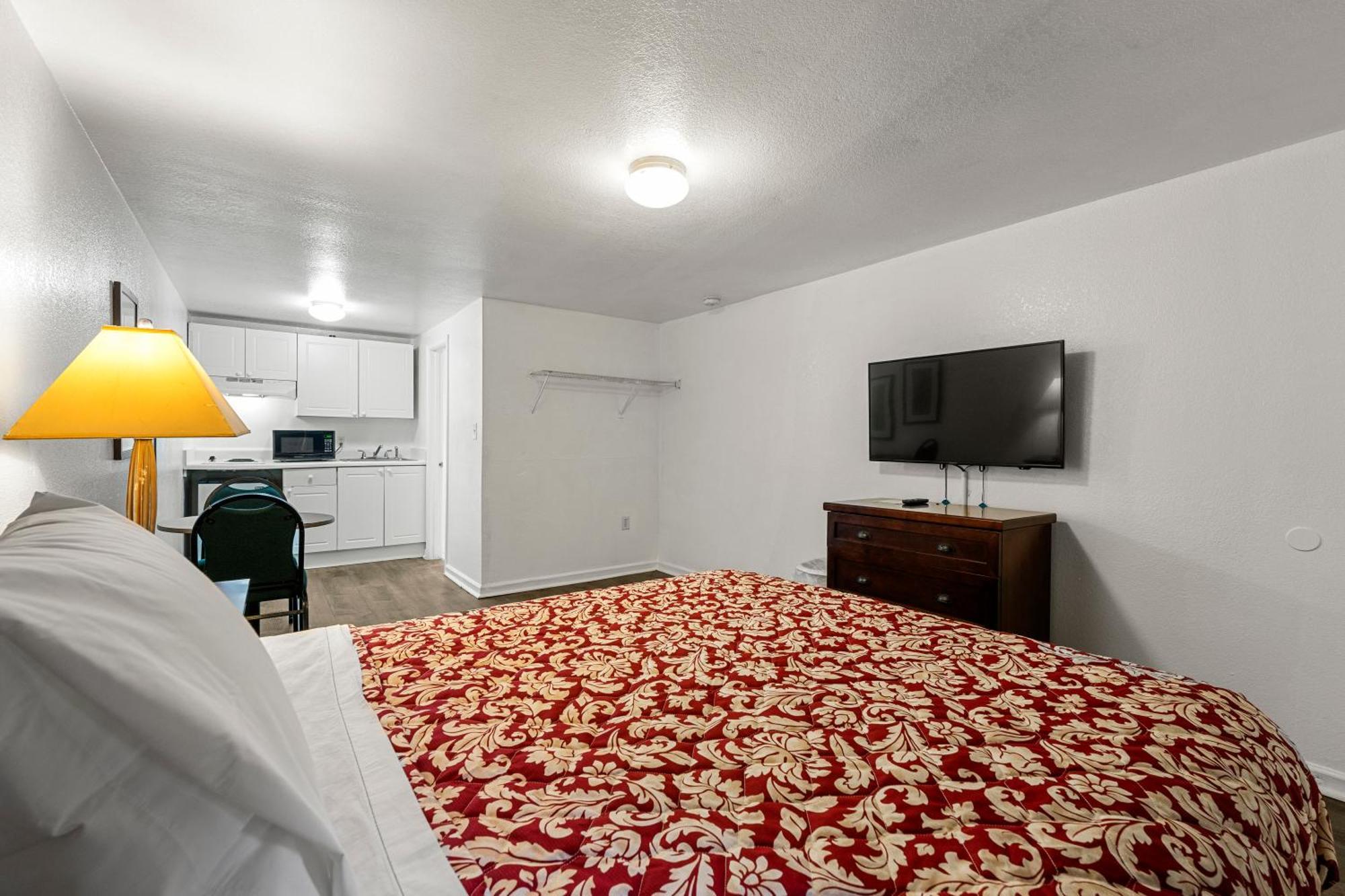 Extended Stay Studios Montgomery Bagian luar foto