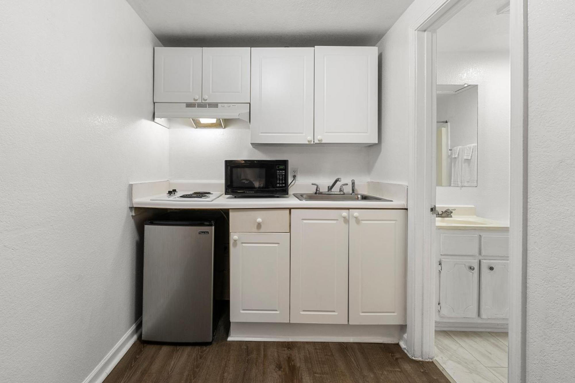 Extended Stay Studios Montgomery Bagian luar foto