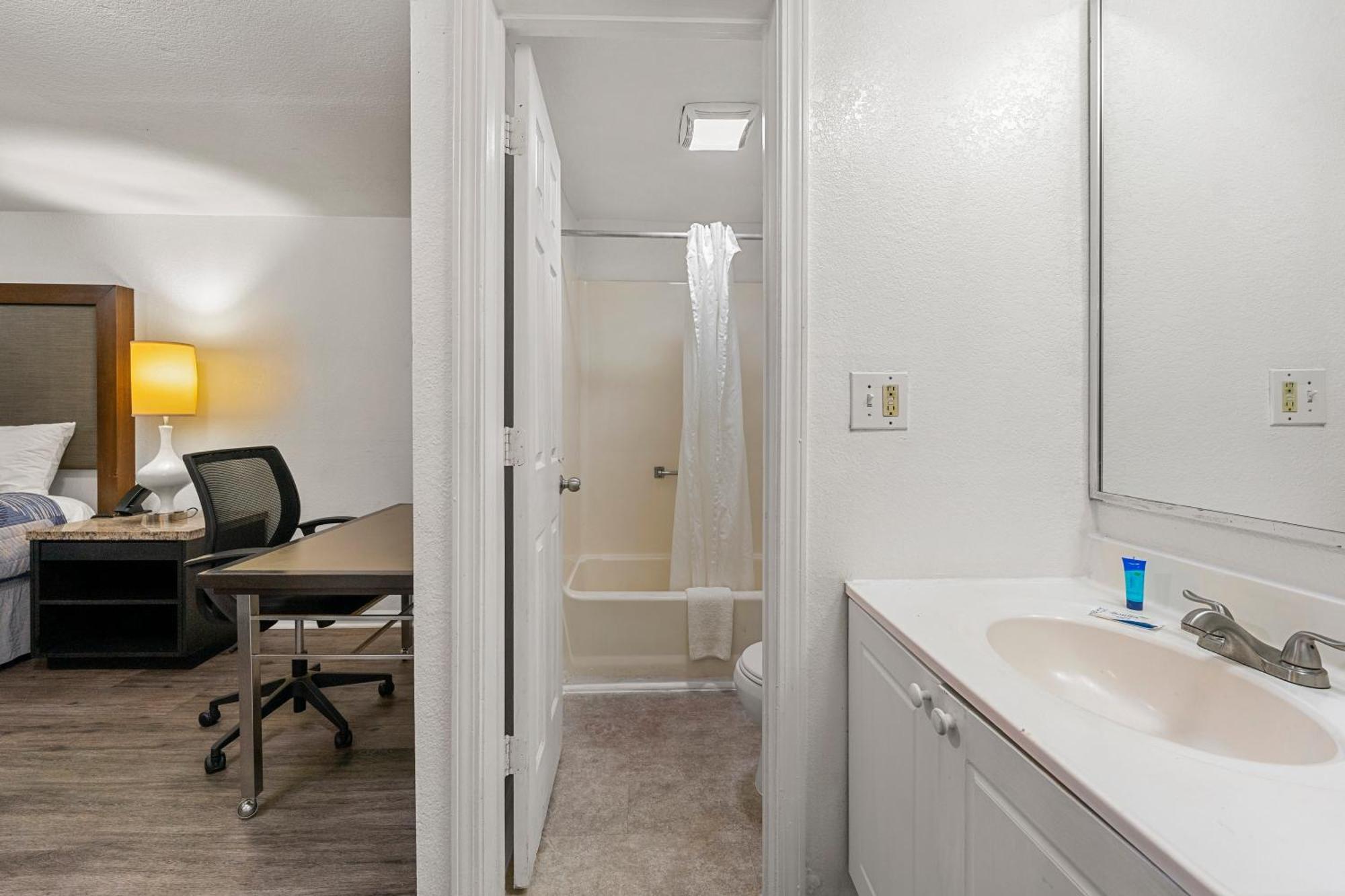 Extended Stay Studios Montgomery Bagian luar foto