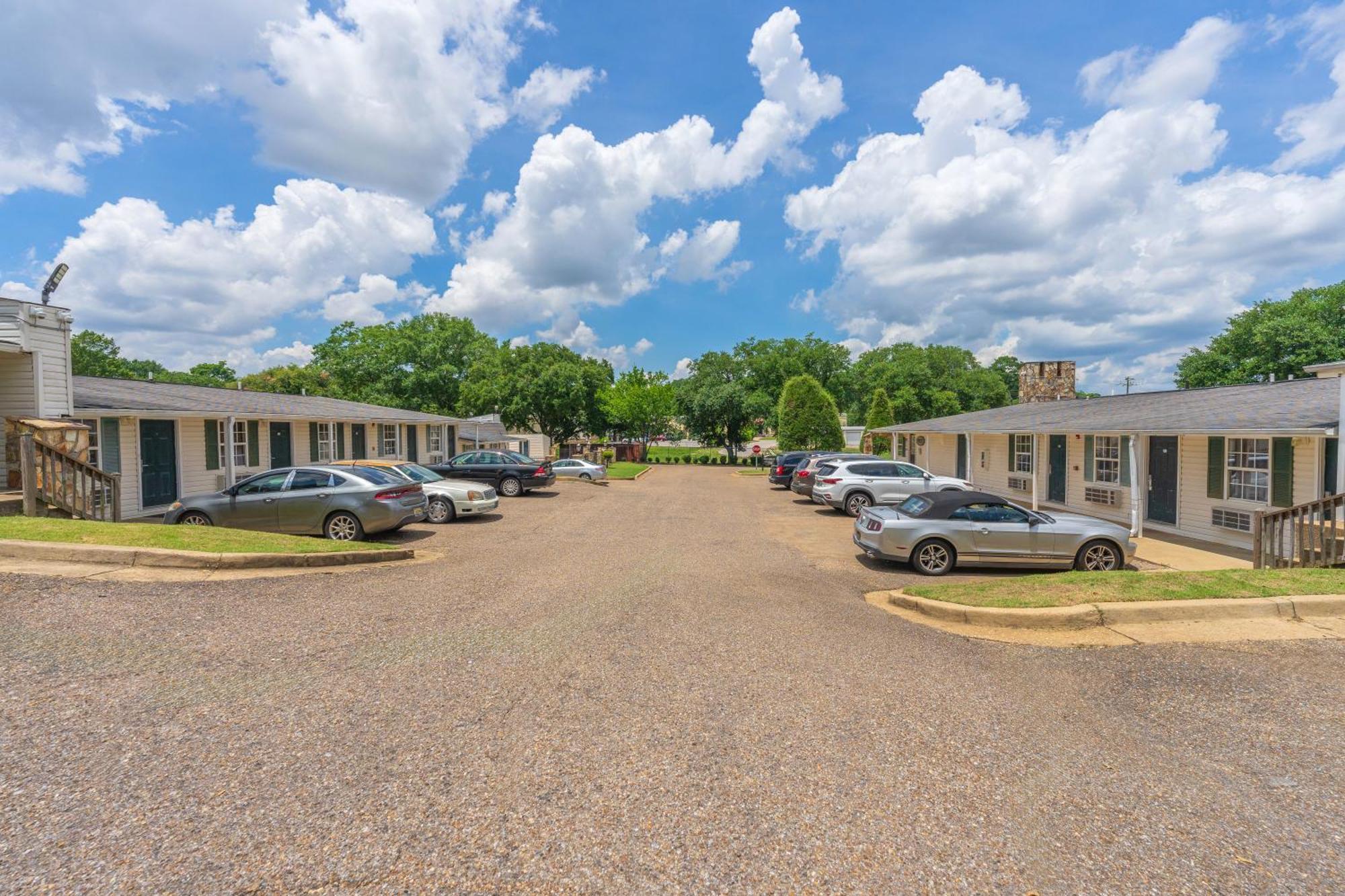 Extended Stay Studios Montgomery Bagian luar foto